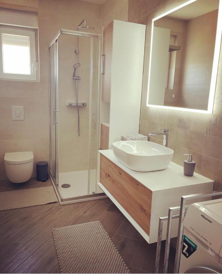 Apartment Mala Medulin Bagian luar foto